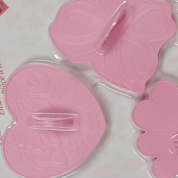 Brand new still in package Barbie cookie cutters. - Picture 2 of 4